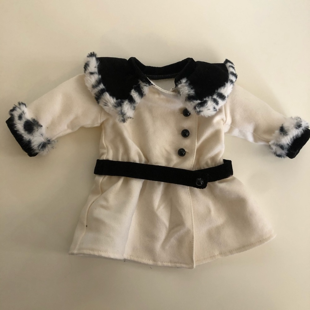 Samantha’s coatAmerican girl doll